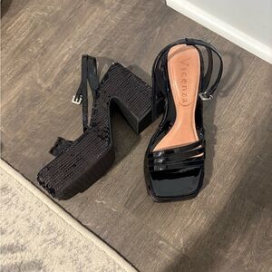 Vicenza Black Heels